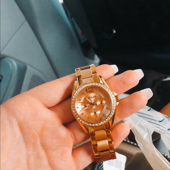 Fossil Watch - Picture 2 of 2